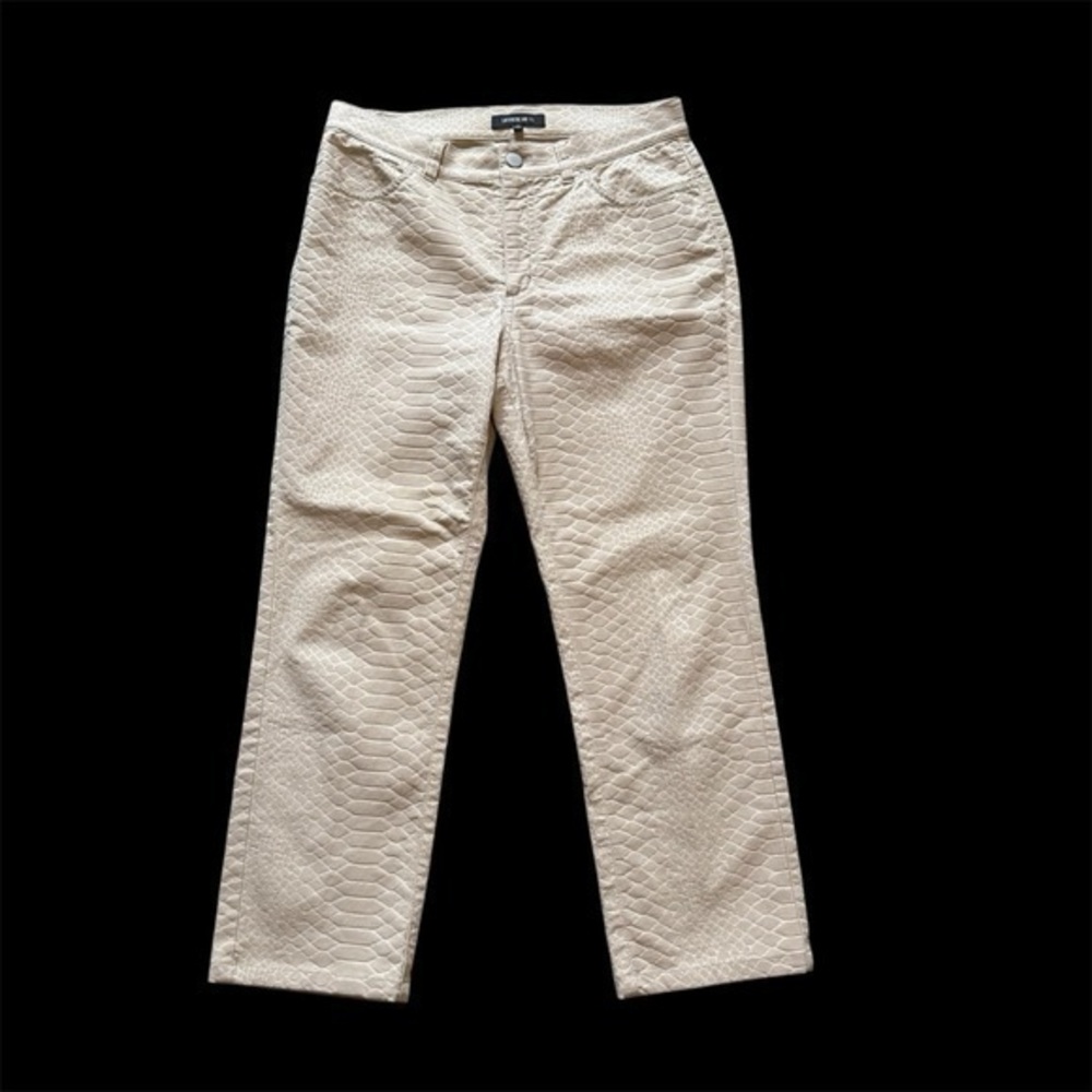 Lafayette 148 New York Croc Embossed Cream Straight Leg Pants - Picture 2 of 8